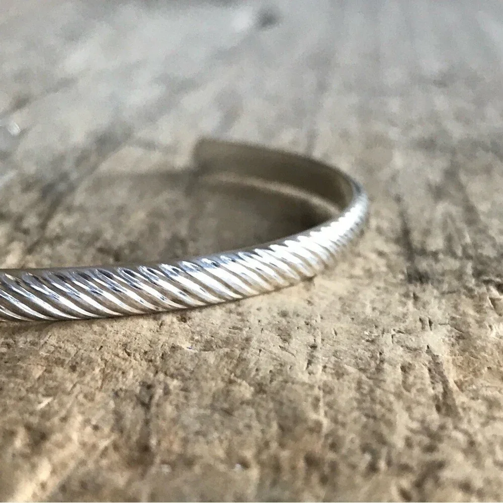 Shiny 925 Sterling Silver Diagonal Stripe Open Cuff Bangle Handmade 4.25mm